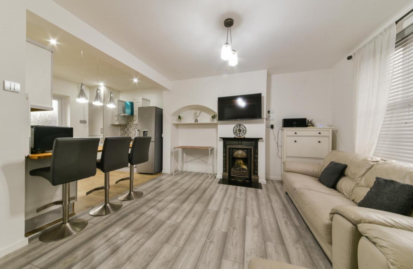 Bromley Serviced Apartments - Beckenham Place Park - London - 2 Bed House - Free Parking - 2 Beds 1 Sofabed Экстерьер фото