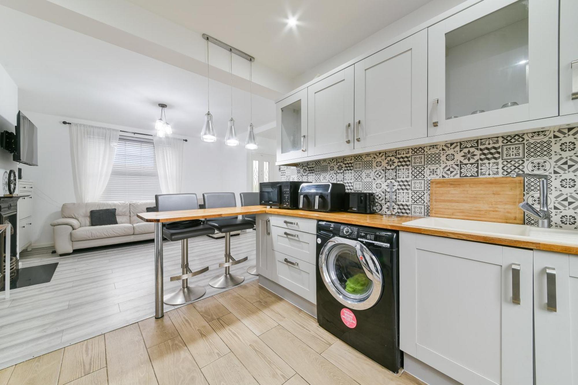 Bromley Serviced Apartments - Beckenham Place Park - London - 2 Bed House - Free Parking - 2 Beds 1 Sofabed Экстерьер фото