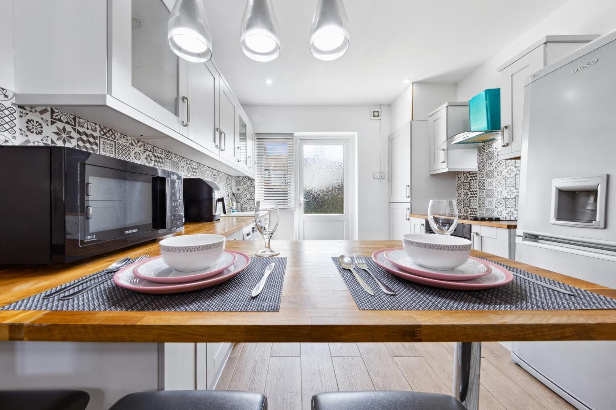 Bromley Serviced Apartments - Beckenham Place Park - London - 2 Bed House - Free Parking - 2 Beds 1 Sofabed Экстерьер фото