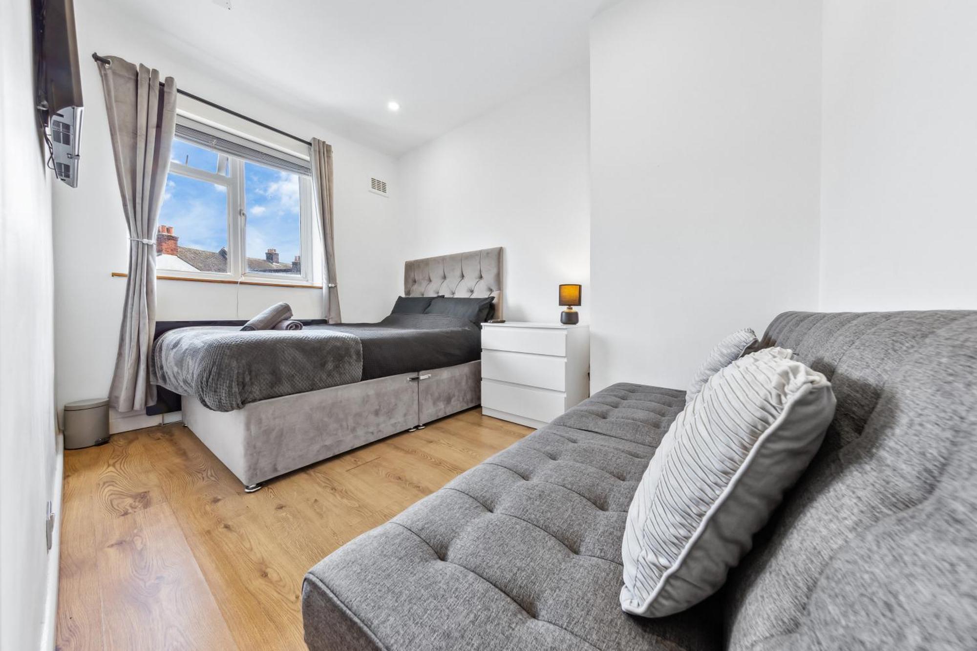 Bromley Serviced Apartments - Beckenham Place Park - London - 2 Bed House - Free Parking - 2 Beds 1 Sofabed Экстерьер фото